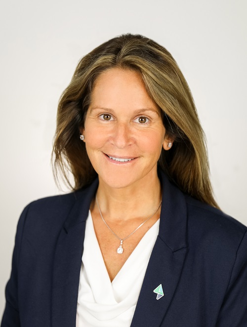 Headshot of Doreen Angelo.